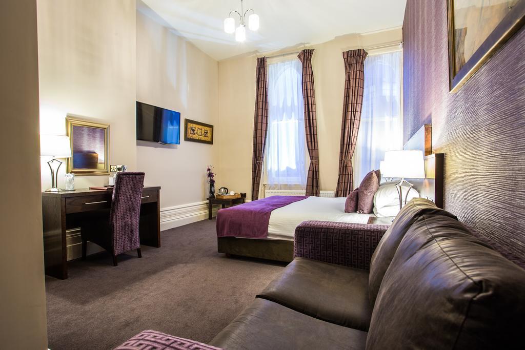 The Duke Of Edinburgh Hotel & Bar Barrow-in-Furness Zewnętrze zdjęcie